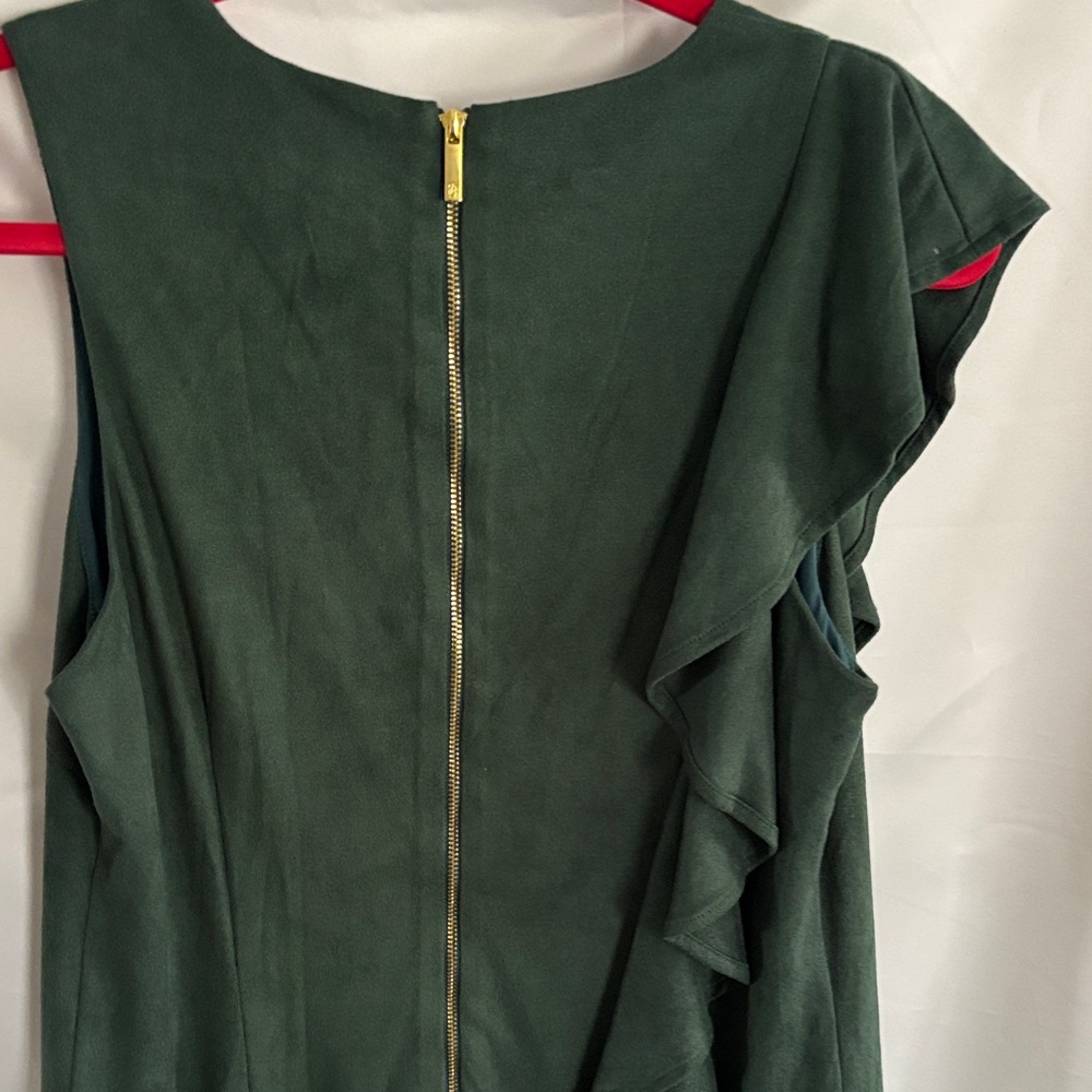 Julie Brown NYC Elegant Green Ruffle Dress - Picture 9 of 10